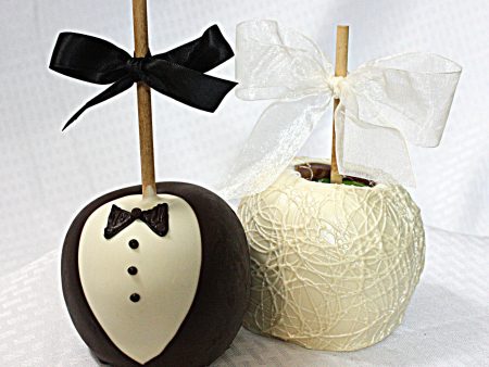 *SPECIAL ORDER ONLY* Gourmet Bride & Groom Apple Set Discount